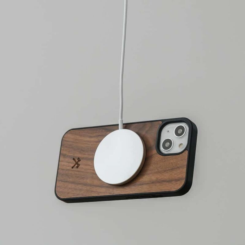 Woodcessories - MagSafe Bumper Wood iPhone 14 Plus - Image 6