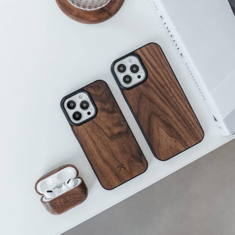 Woodcessories - MagSafe Bumper Wood iPhone 14 Plus - Image 9