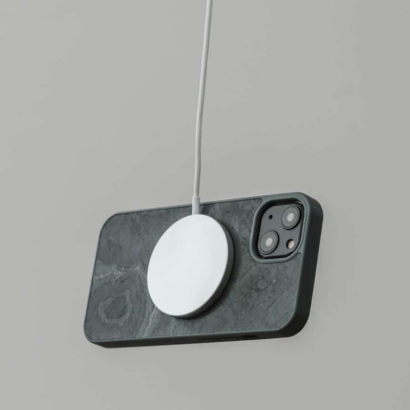 Woodcessories - MagSafe Bumper Stone iPhone 14 Plus - Image 6