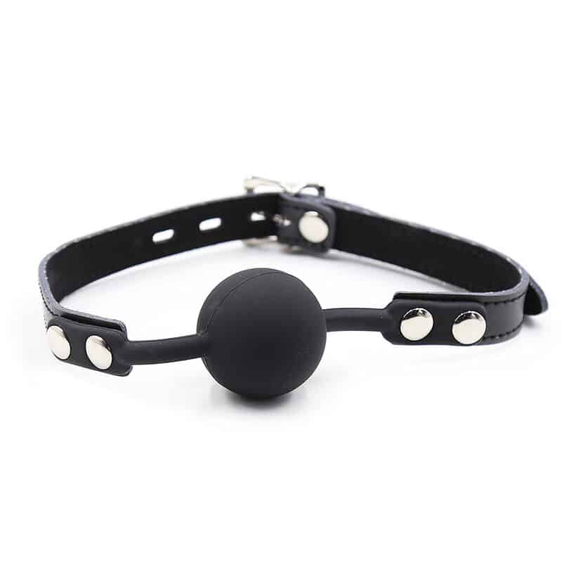 Mordaça Bola De Silicone Ohmama Fetiche Com Cinto De Couro - Image 2