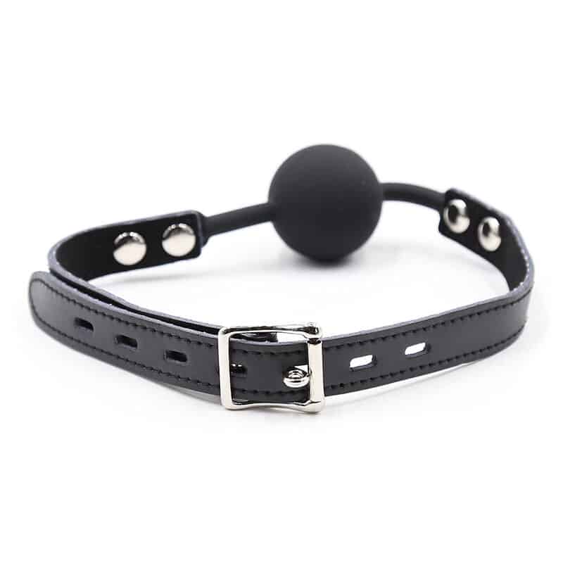 Mordaça Bola De Silicone Ohmama Fetiche Com Cinto De Couro - Image 4