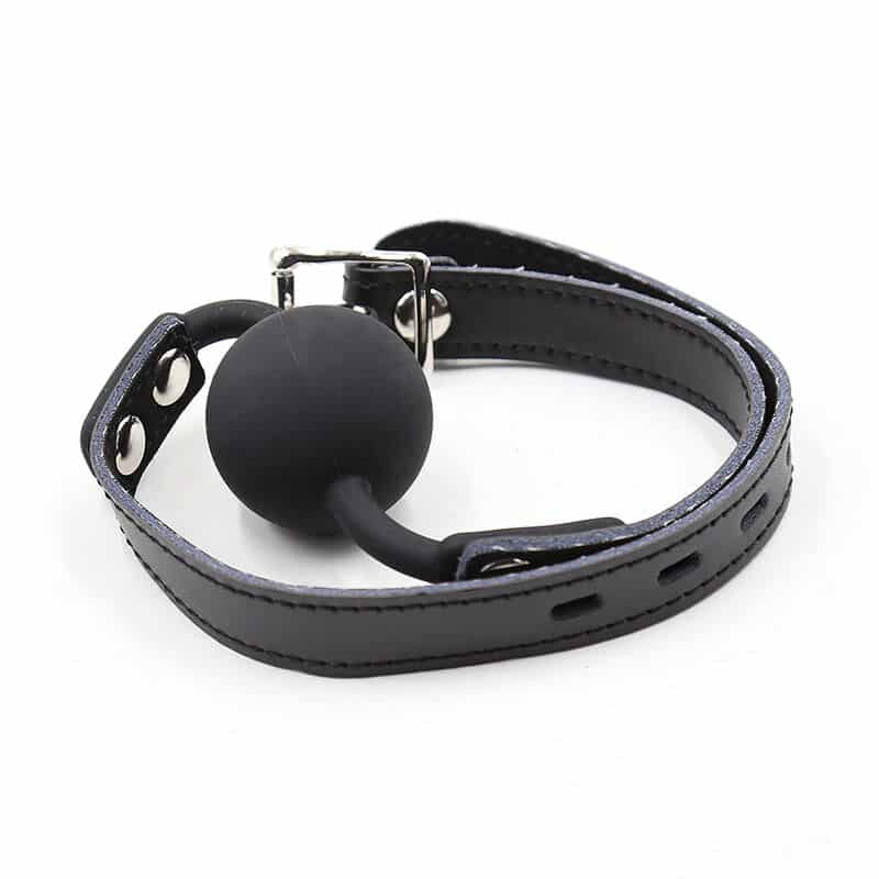 Mordaça Bola De Silicone Ohmama Fetiche Com Cinto De Couro - Image 5