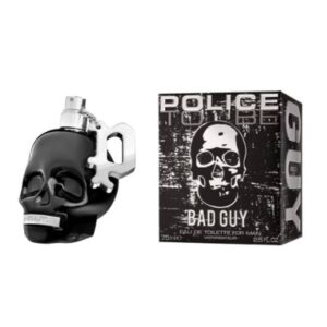 Frasco Police To Be Bad Guy Eau de Toilette 125 ml em formato de caveira.