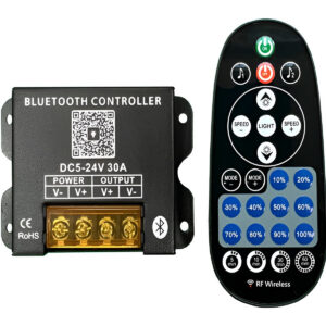Fotografia do regulador de intensidade de LED RF com aplicação Bluetooth e 25 teclas